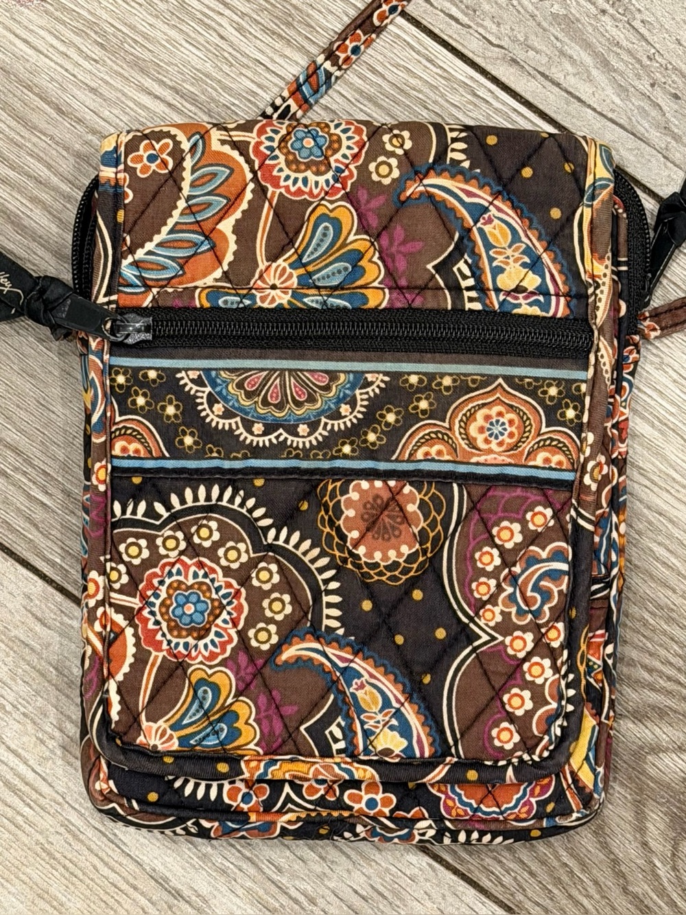 Vera Bradley Kensington Quilted Paisley Crossbody Purse! Retired! Excellent!